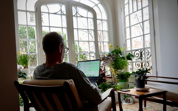 Conversation in Expatria, 01/21/25